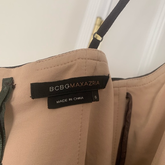 BCBG Tea length Gown size 6 - Picture 4 of 4